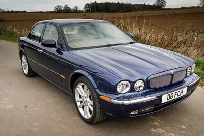 Lot 17 - 2003 Jaguar XJR Saloon