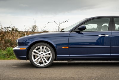 Lot 17 - 2003 Jaguar XJR Saloon