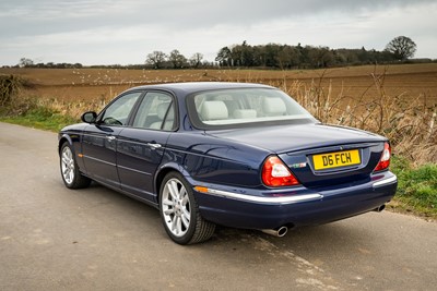 Lot 17 - 2003 Jaguar XJR Saloon