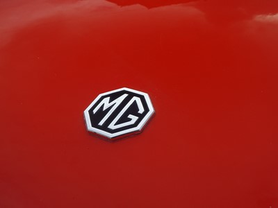Lot 4 - 1981 MG B Roadster