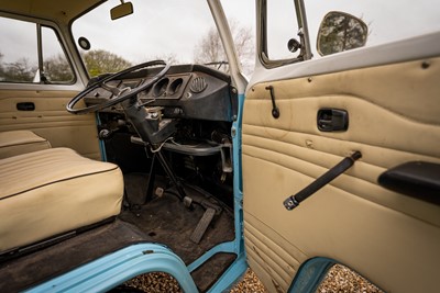 Lot 20 - 1978 Volkswagen Kombi Eight-Seater Minibus