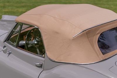 Lot 1953 Jaguar XK120 Drophead Coupé