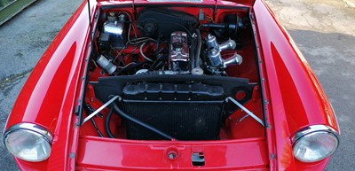 Lot 132 - 1966 MG B GT