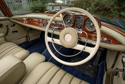 Lot 55 - 1965 Mercedes-Benz 300 SE Cabriolet