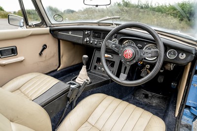 Lot 5 - 1972 MG B Roadster
