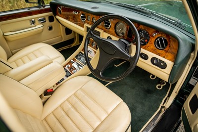 Lot 17 - 1992 Bentley Turbo R