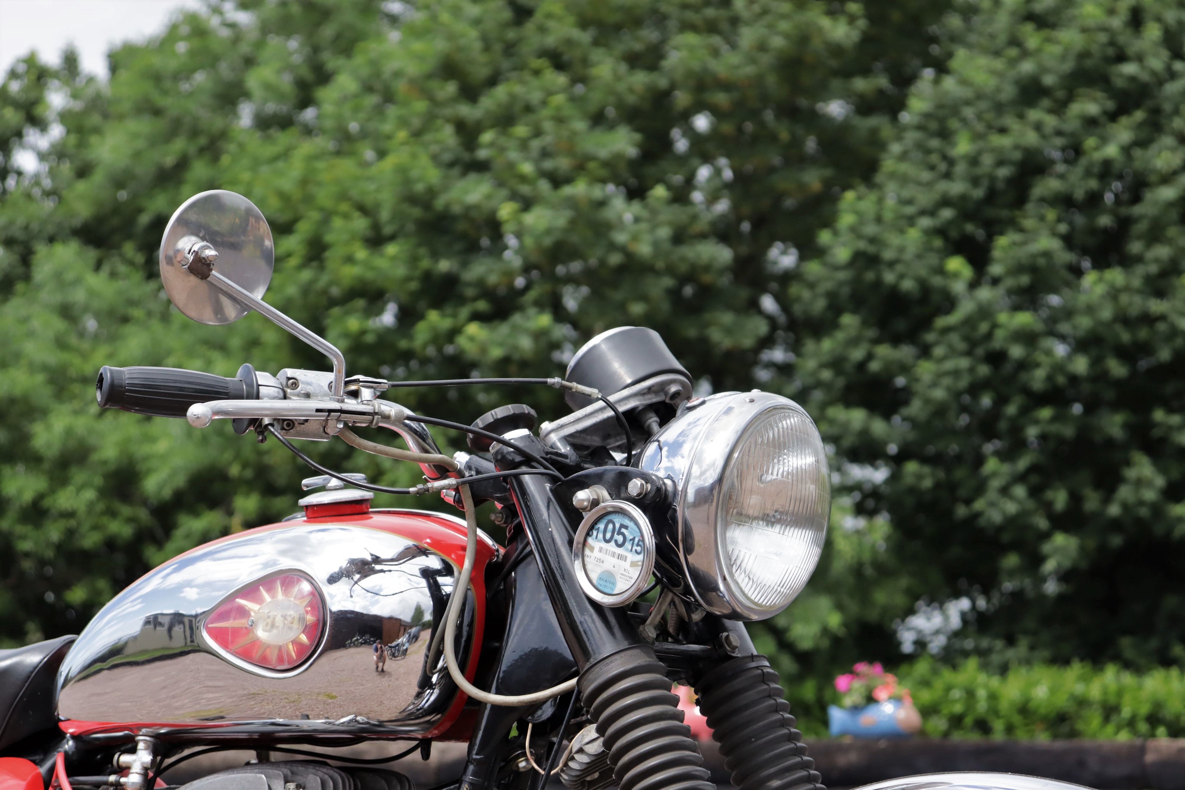 Chromed Front Fork Sleeves Compatible With BSA A65 Thunderbolt Lighting