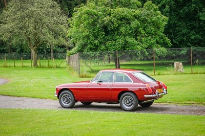 Lot 114 - 1973 MG B GT V8