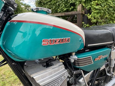 Lot 238 - 1972 Suzuki GT 250