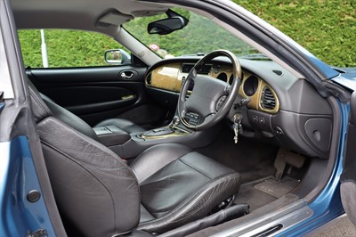 Lot 11 - 2002 Jaguar XKR 4.2 Coupe