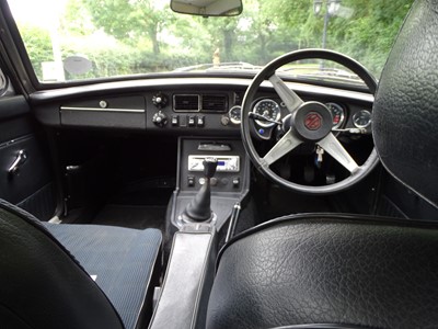 Lot 72 - 1974 MG B GT V8