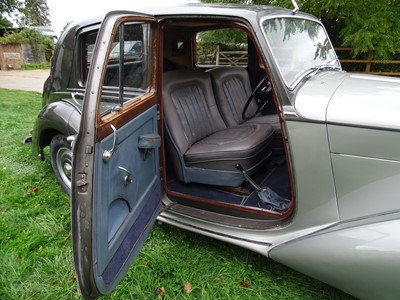 Lot 227 - 1950 Bentley MkVI Saloon