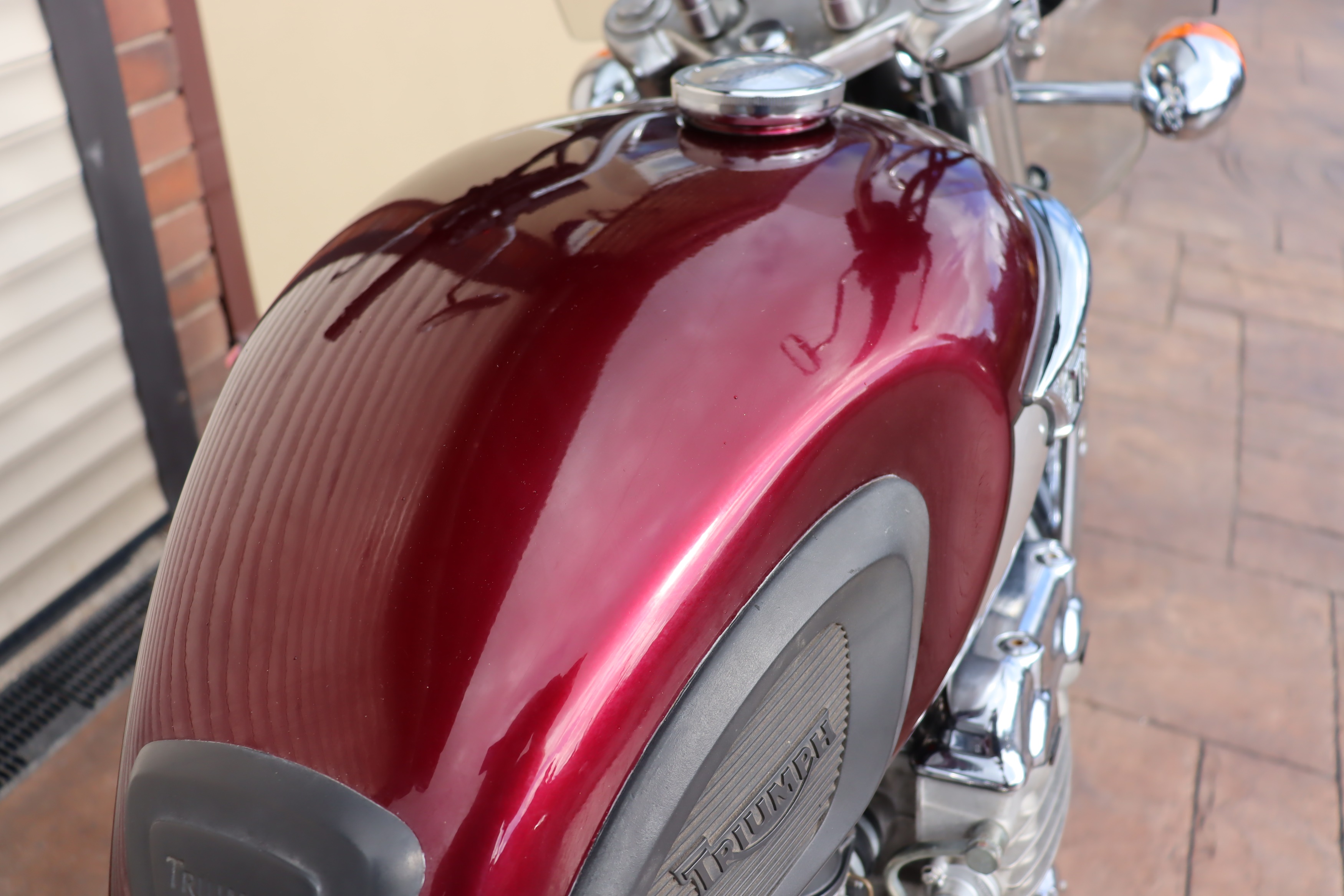 1998 triumph adventurer