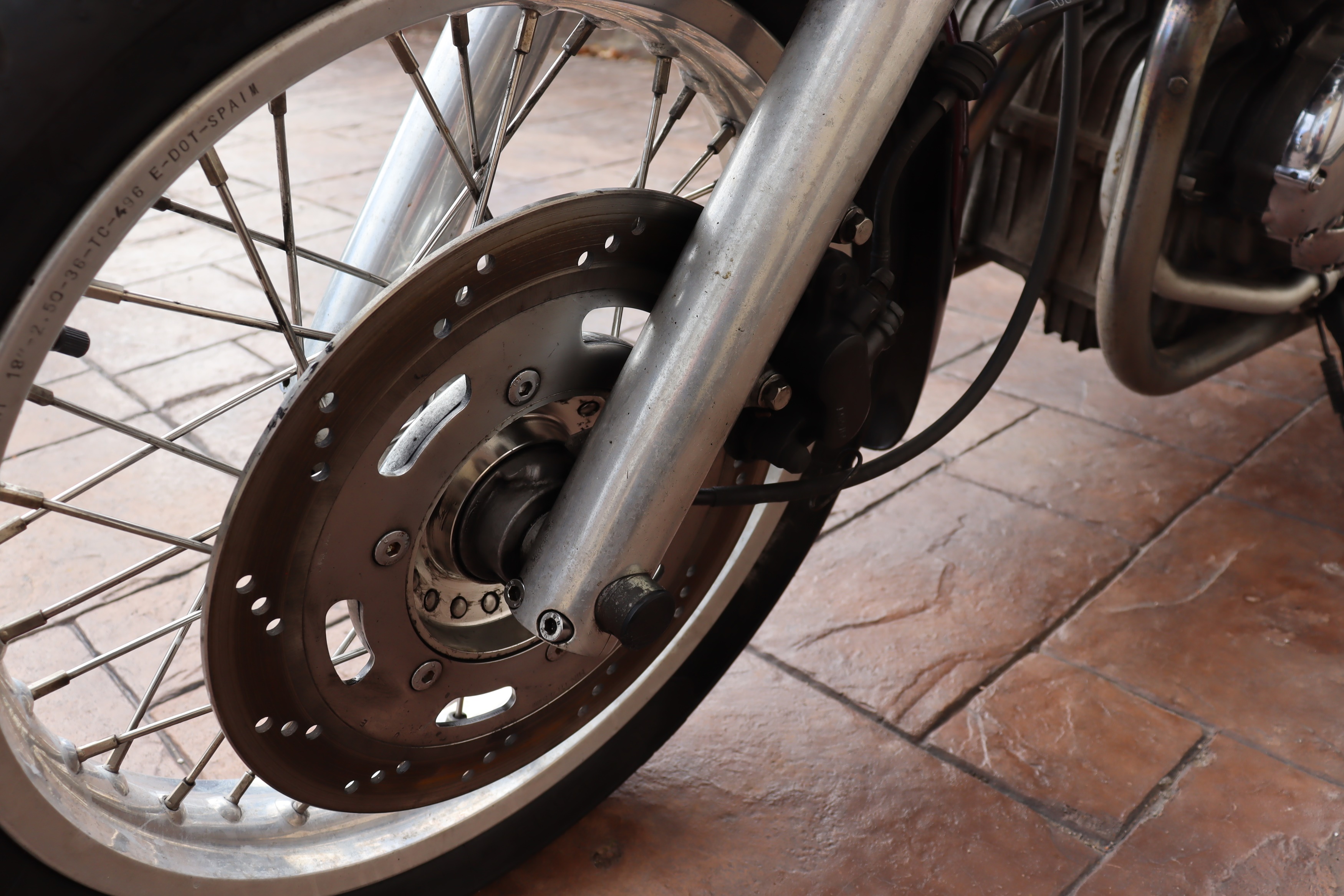 1998 triumph adventurer