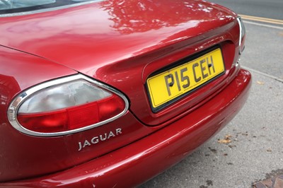 Lot 1999 Jaguar XK8 Coupe