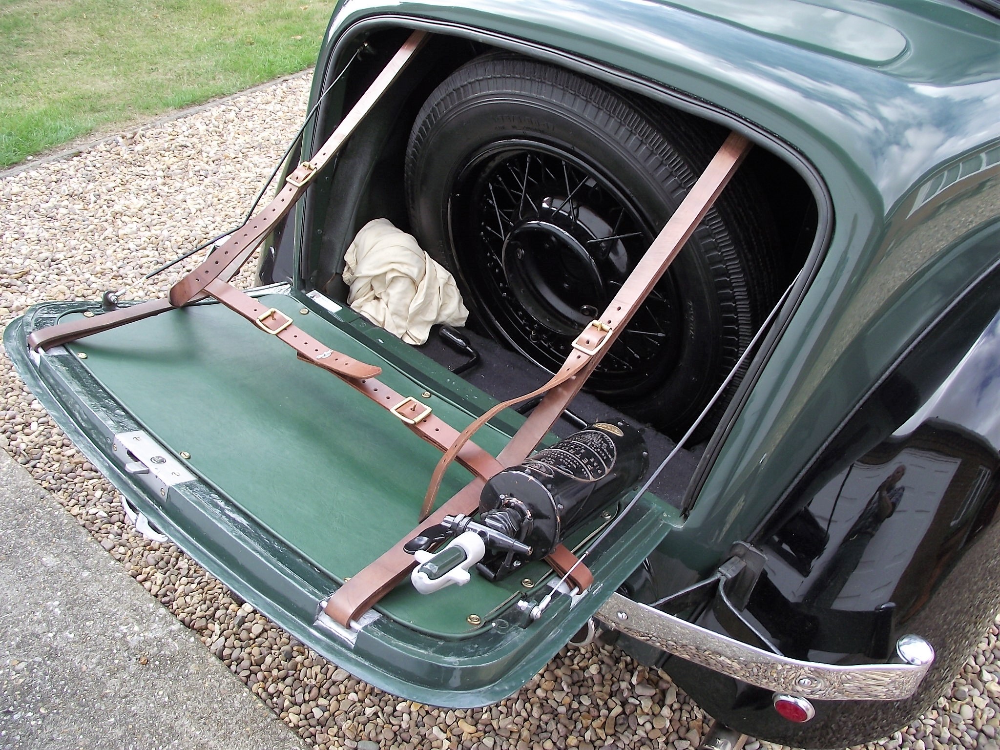 Lot 30 - 1938 Rover 10hp Coupe