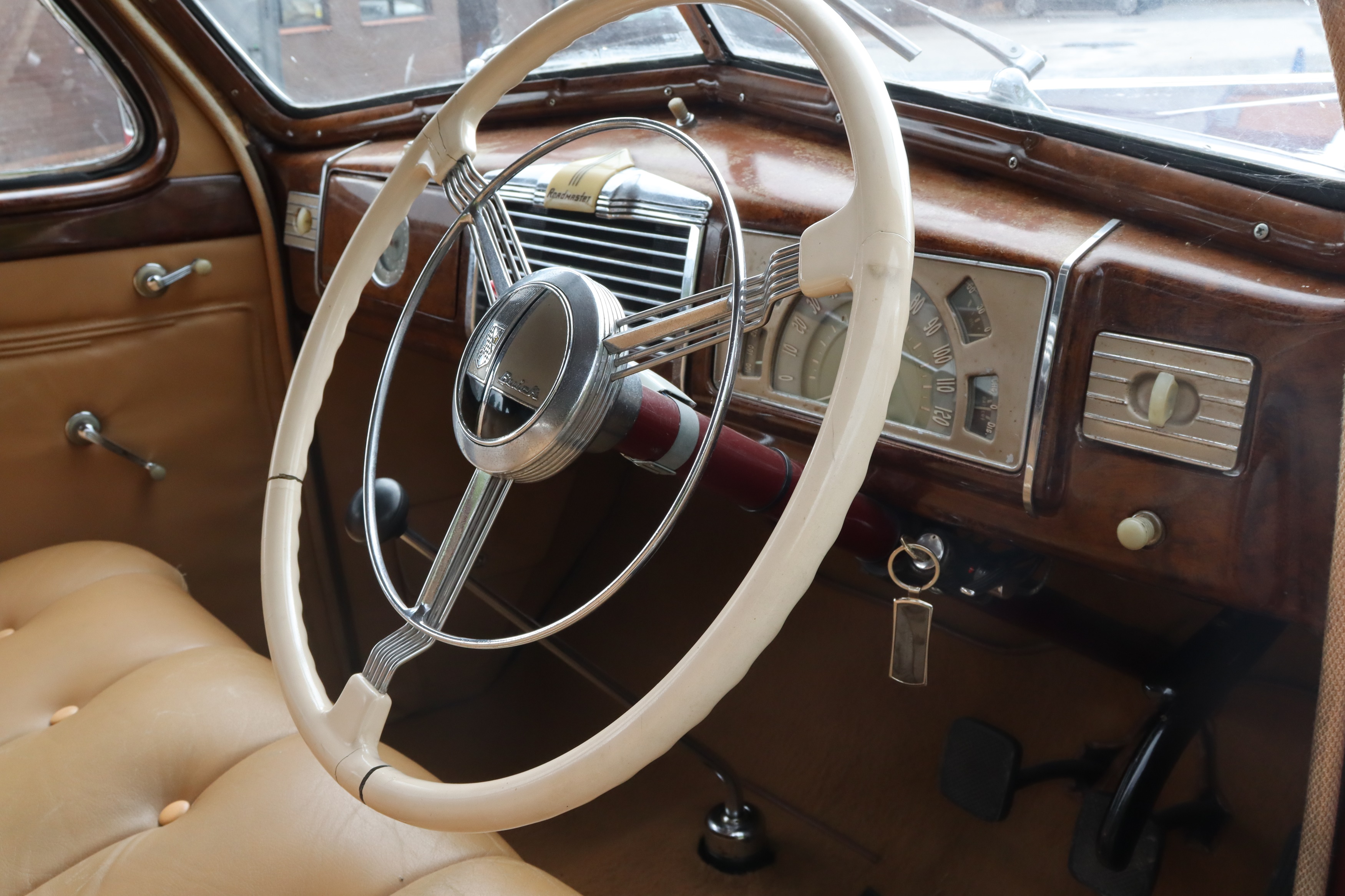 Lot 224 - 1938 Buick Series 80 Roadmaster