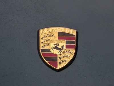 Lot 347 - 1990 Porsche 928 S4