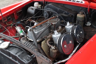 Lot 11 - 1968 MG B GT