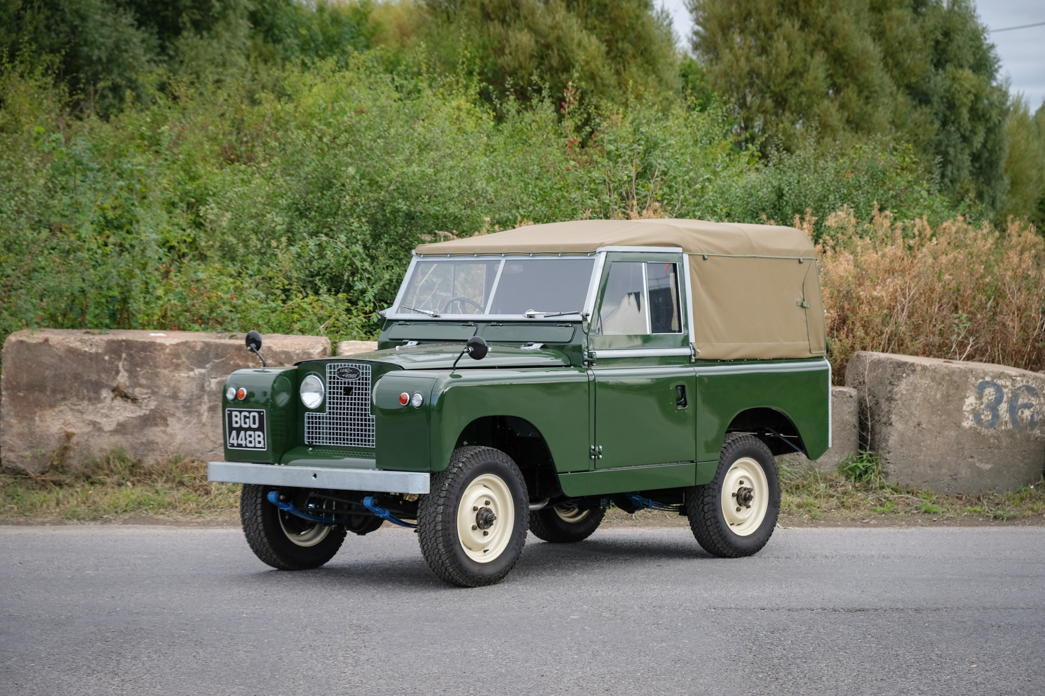 Lot 14 - 1964 Land Rover Series IIA
