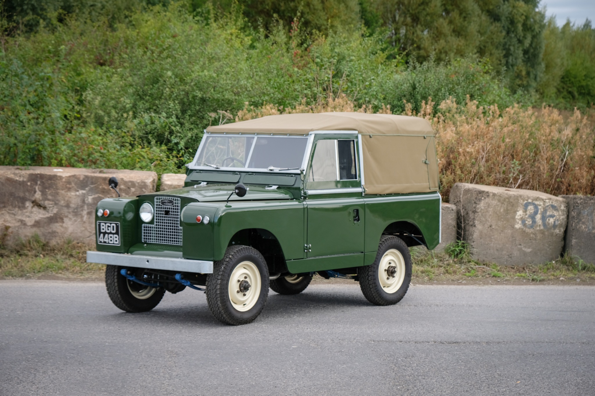 Lot 14 - 1964 Land Rover Series IIA