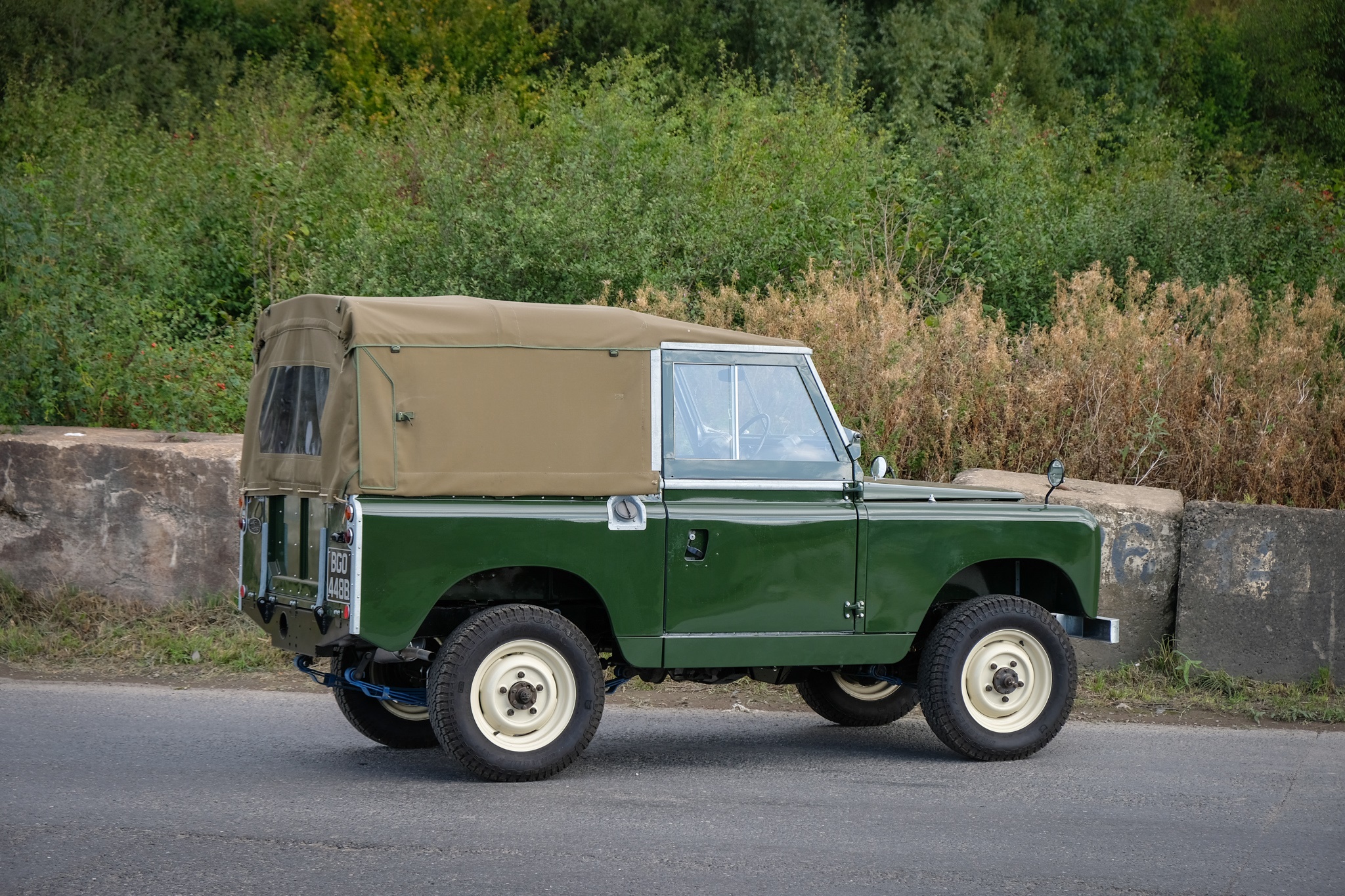 Lot 14 - 1964 Land Rover Series IIA