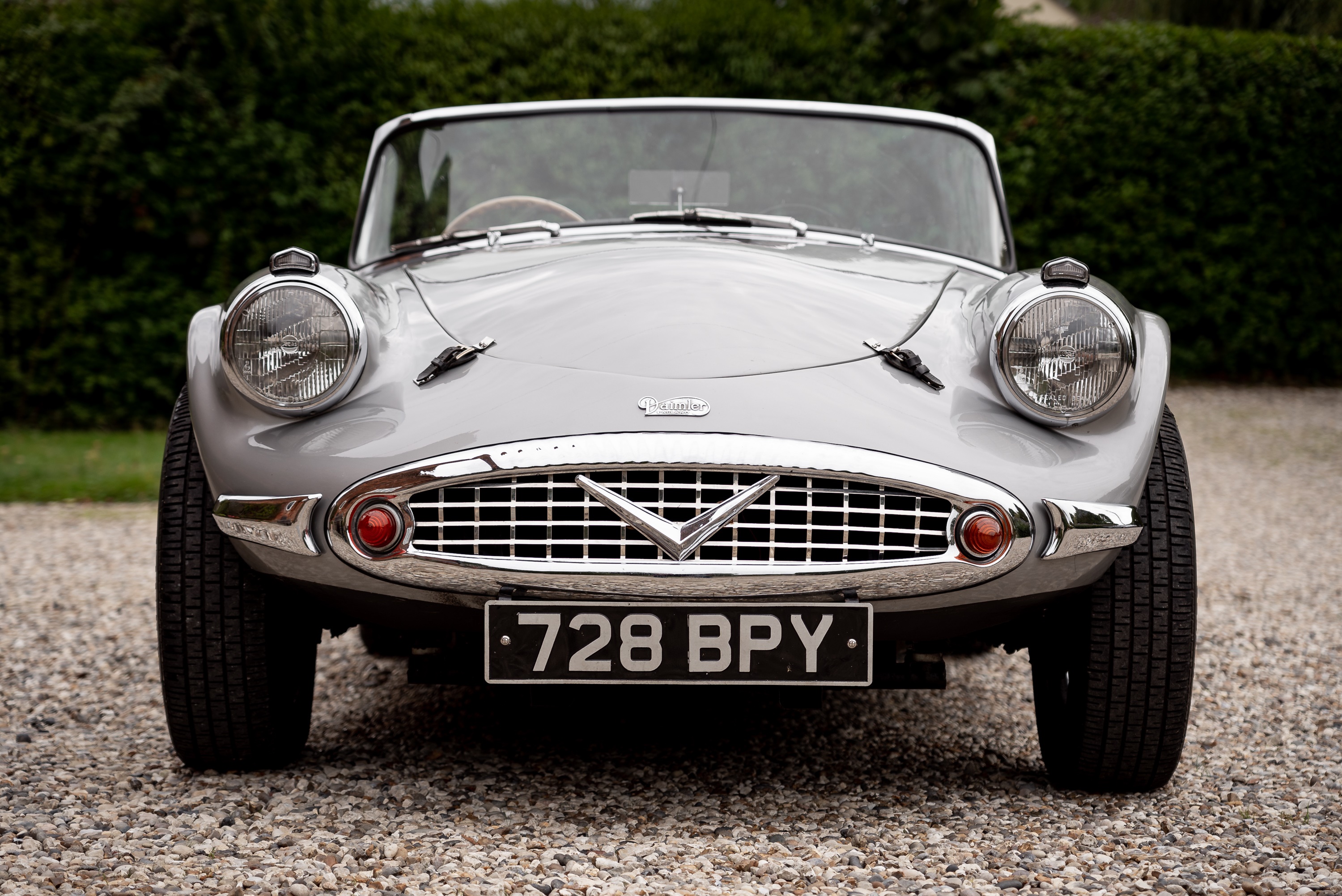 Lot 17 - 1962 Daimler Dart SP250 'B-Spec'