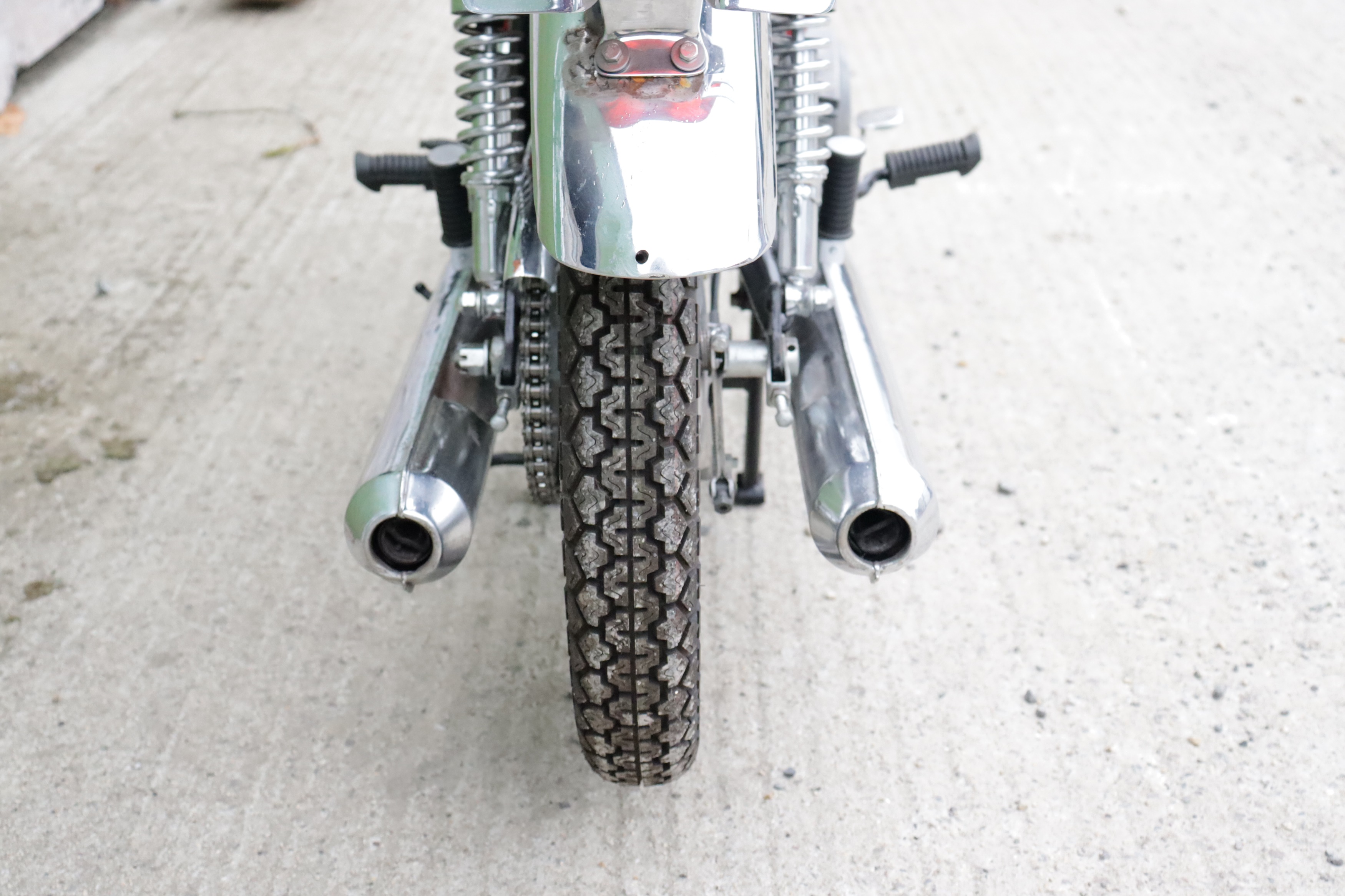 Jeu De Mâchoires De Frein SUZUKI GT 250 K-C (1973-1978) - Dimensions 179.2 X 28 Mm