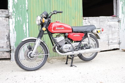 Lot 267 - 1977 Suzuki GT 250