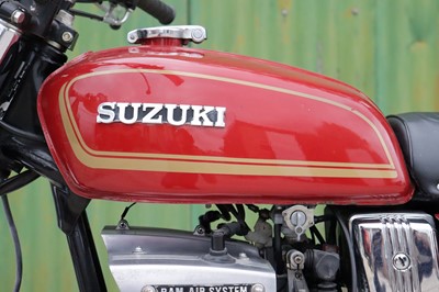 Lot 303 - 1977 Suzuki GT 380