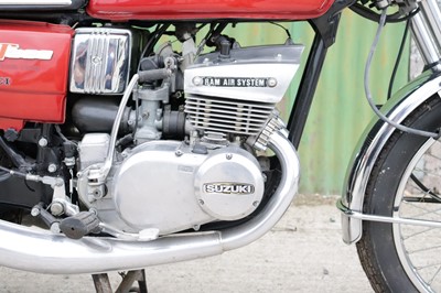 Lot 303 - 1977 Suzuki GT 380