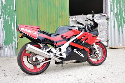 Lot 297 - 1999 Suzuki GSX-R 250RR