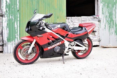 Lot 297 - 1999 Suzuki GSX-R 250RR