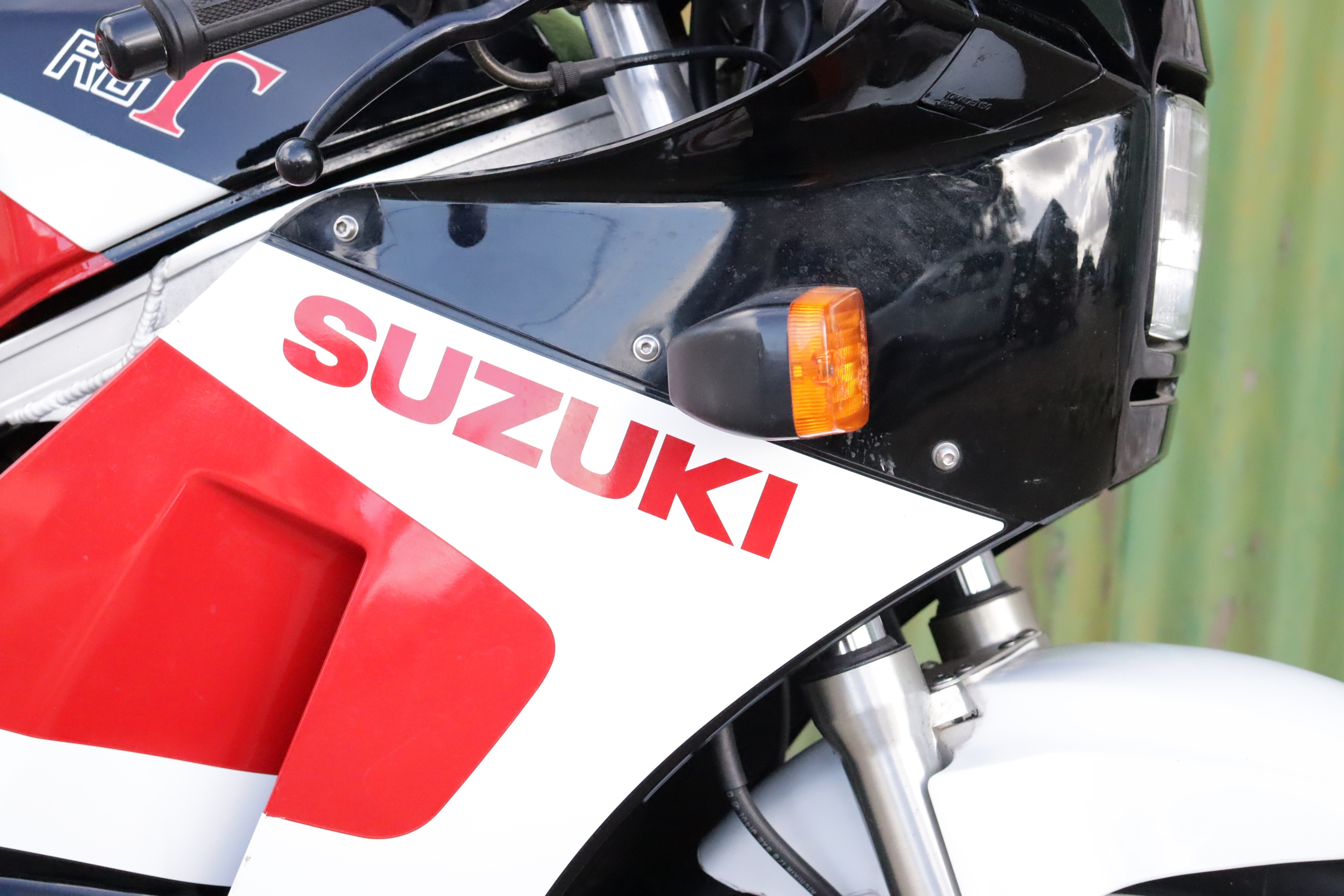 Lot 203 - 1987 Suzuki RG 500 H