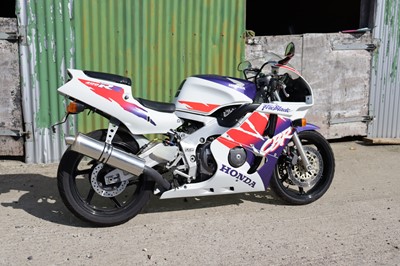 Lot 398 - 1998 Honda CBR 400RR