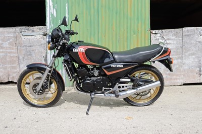 Lot 304 - 1981 Yamaha RD 250 LC