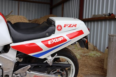 Lot 298 - 1997 Yamaha FZR 1000 EXUP