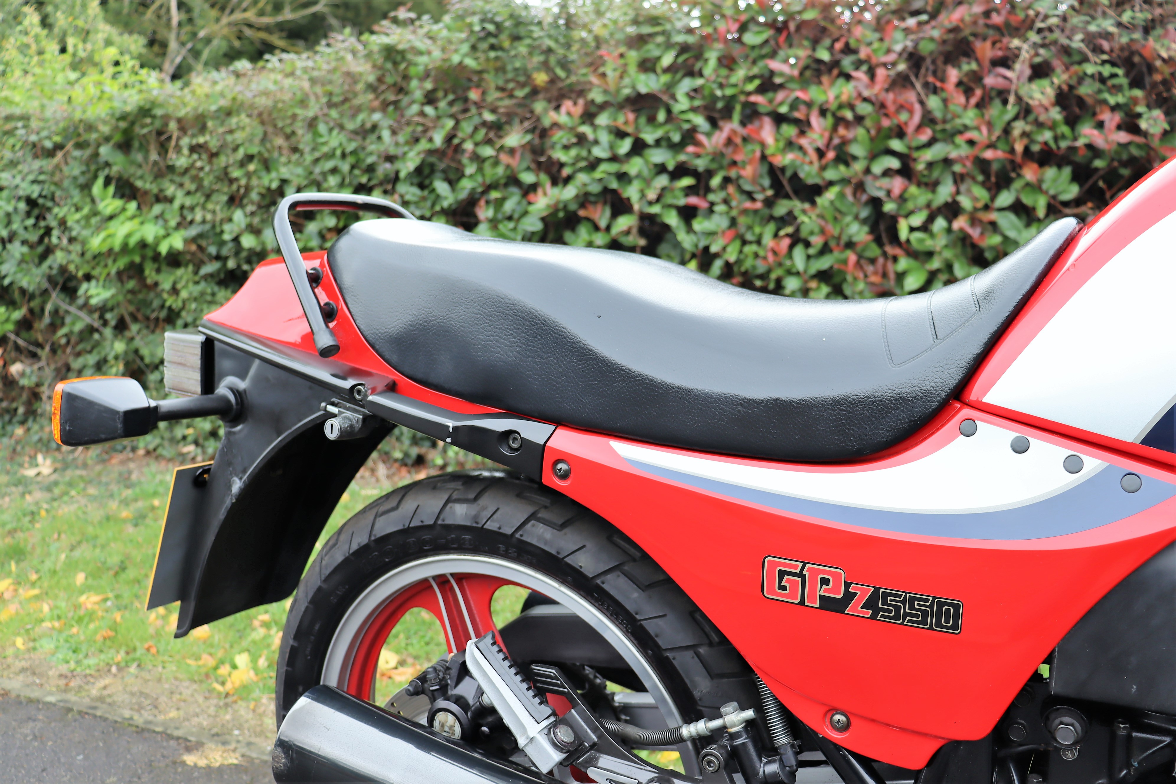 Porte-balais (charbons) Pour Kawasaki GPZ 550 (1980-1985) - Marque ARROWHEAD - Neuf