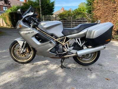 Lot 326 - 1998 Ducati ST2