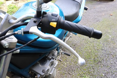 Lot 389 - c.1998 Suzuki GSF600V