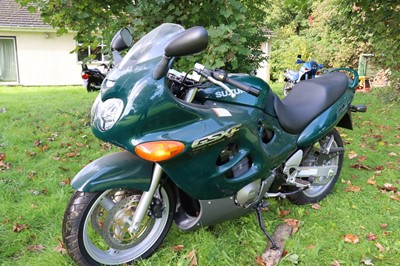 Lot 329 - c.1999 Suzuki GSX750FW