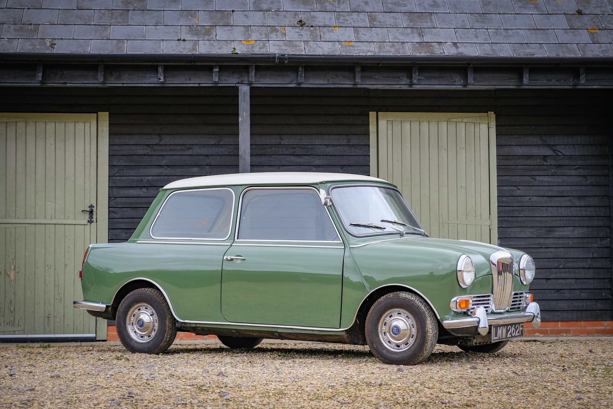 Lot 27 - 1968 Riley Elf MkIII
