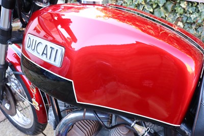 Lot 382 - 1975 Ducati 750GT