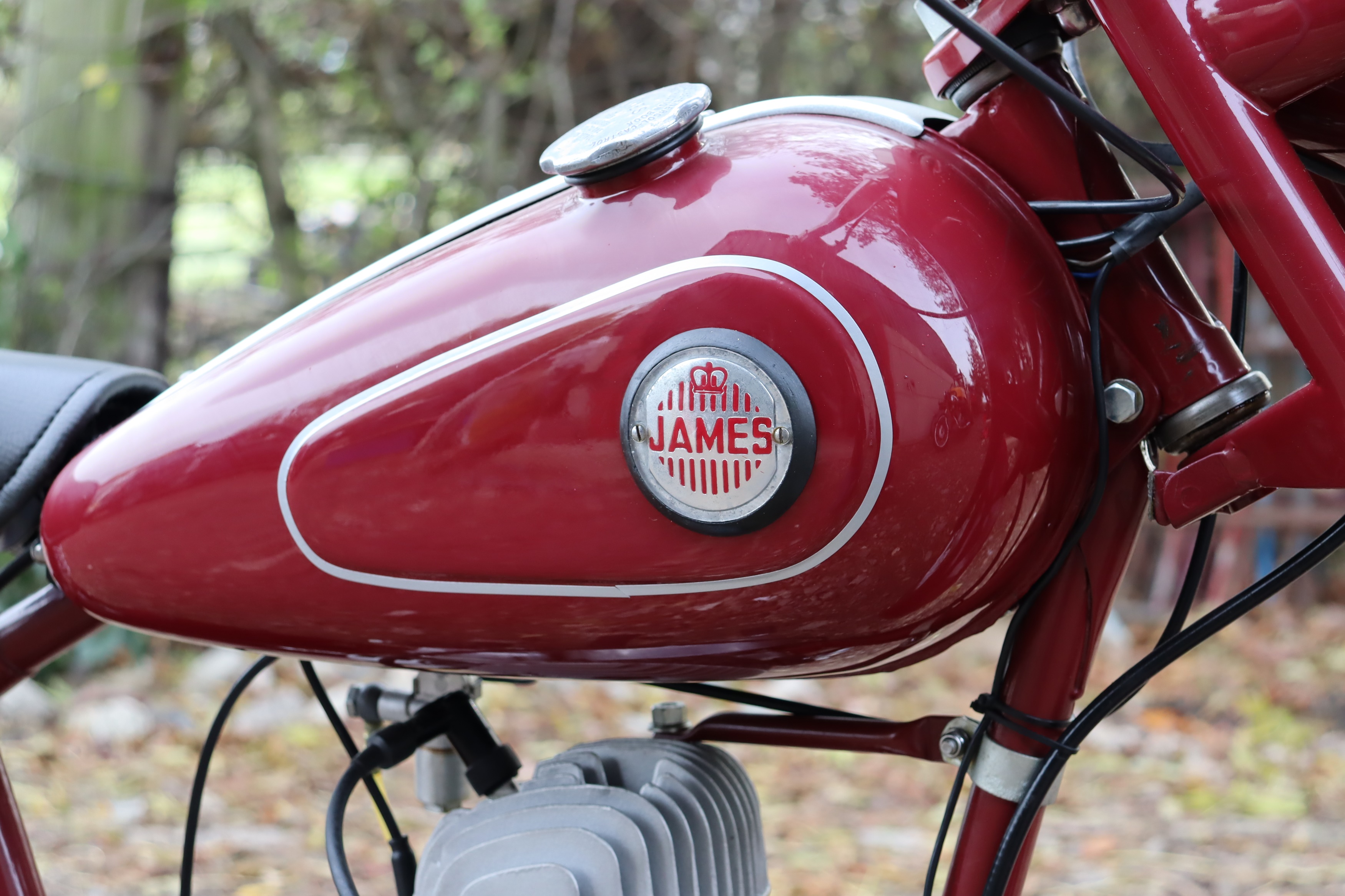 Lot 381 - 1961 James Cadet