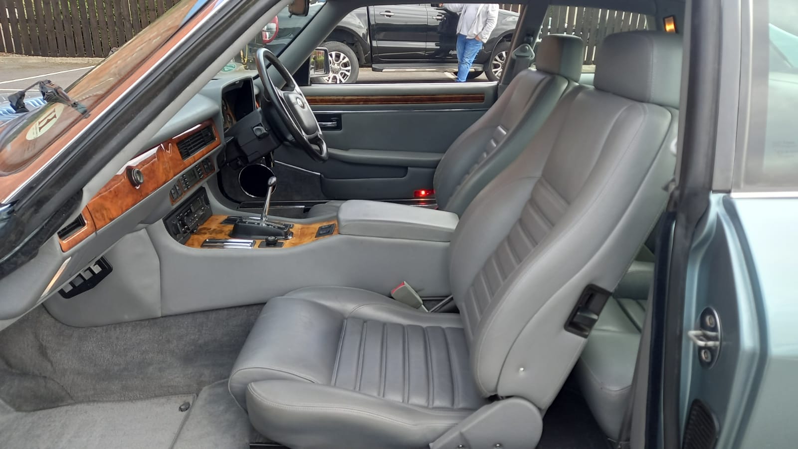 Lot De 2 Vérins De Hayon/Coffre Pour Jaguar XJS - Référence TB 0935 - Neufs Avec Garantie 2 Ans