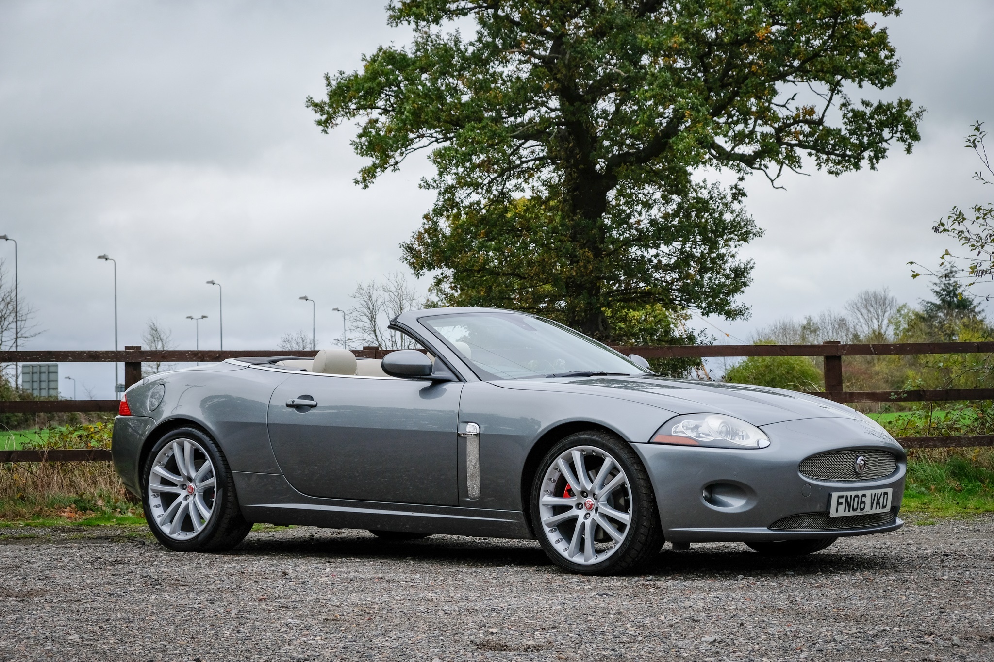 Jaguar XK Convertible 2005 1/43 IXO Jaguar XK Convertible 2005 1/43 IXO