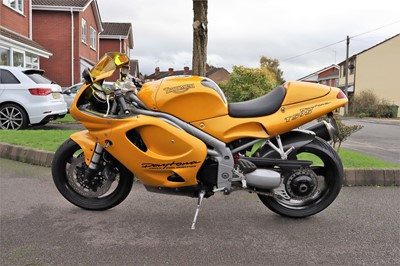 Lot 412 - 1998 Triumph Daytona T595