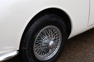 Lot 89 - 1968 Jaguar 240