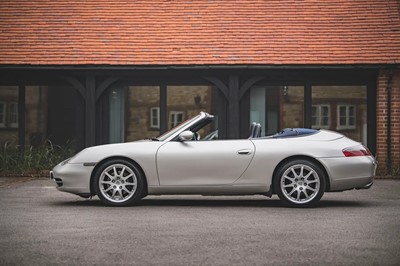 Lot 92 - 2001 Porsche 996 Carrera Cabriolet