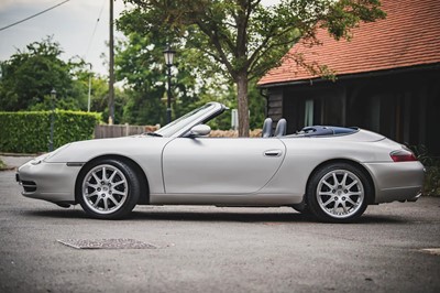 Lot 92 - 2001 Porsche 996 Carrera Cabriolet